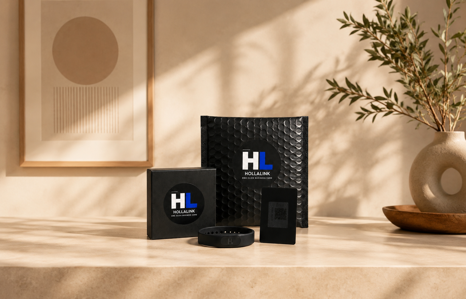 Another HollaLink lifestyle scene