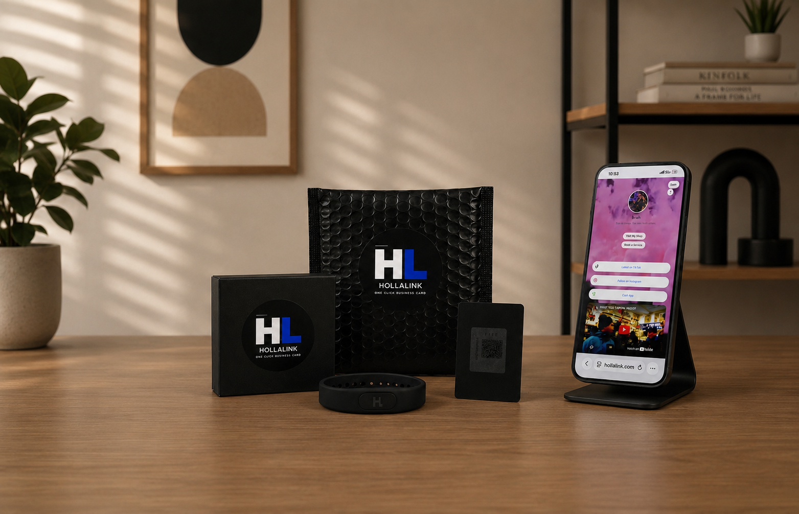 Networking with HollaLink